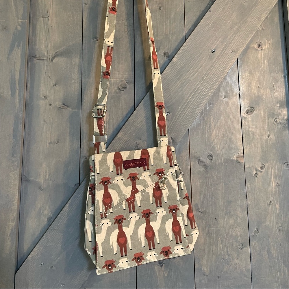 Fun Bungalow 360 Lama Crossbody Bag